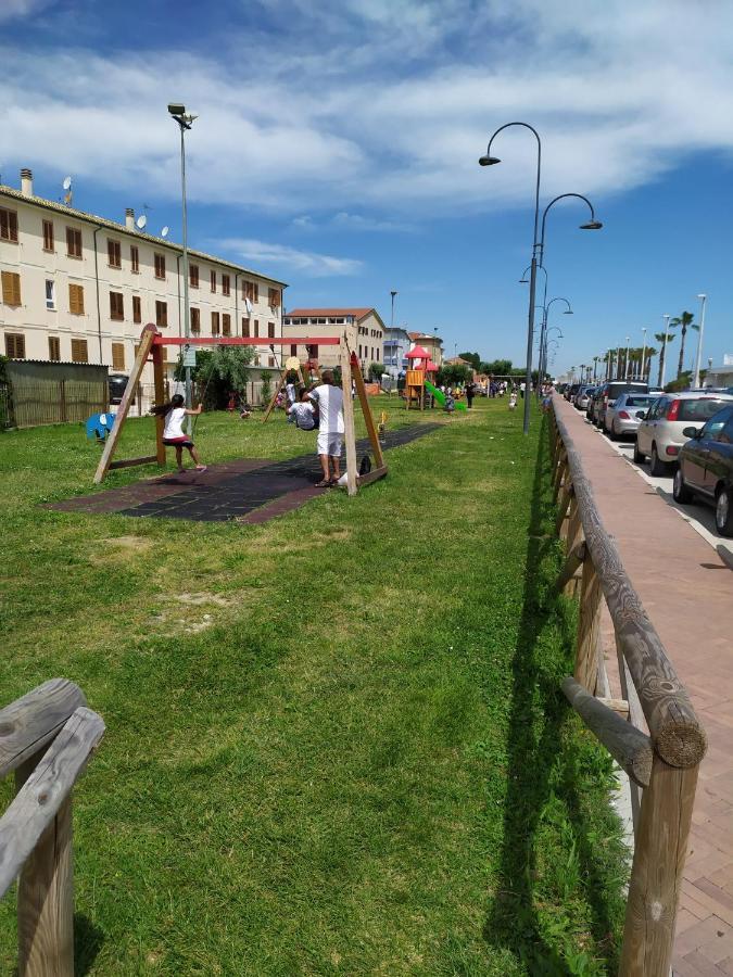 Апартаменты Ad Un Passo Dal Mare Порто-Сант'Эльпидио Экстерьер фото